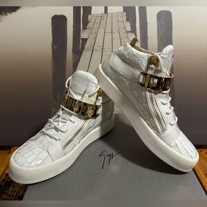 Giuseppe Zanotti Double Zip High Top Sneakers